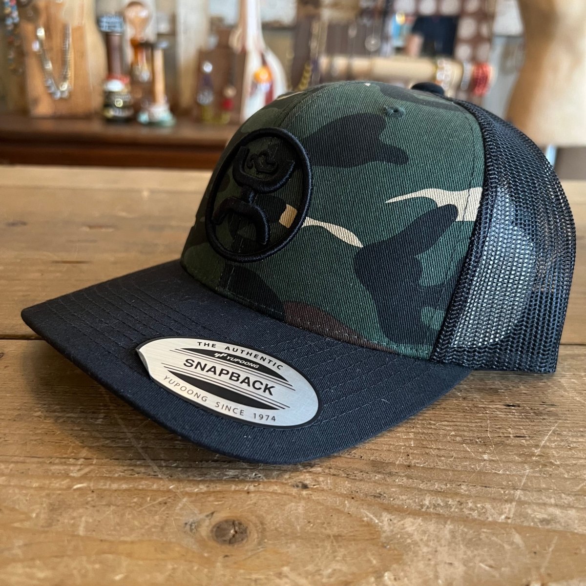 Styled Hooey O‑Classic Black Camo cap with casual outfit